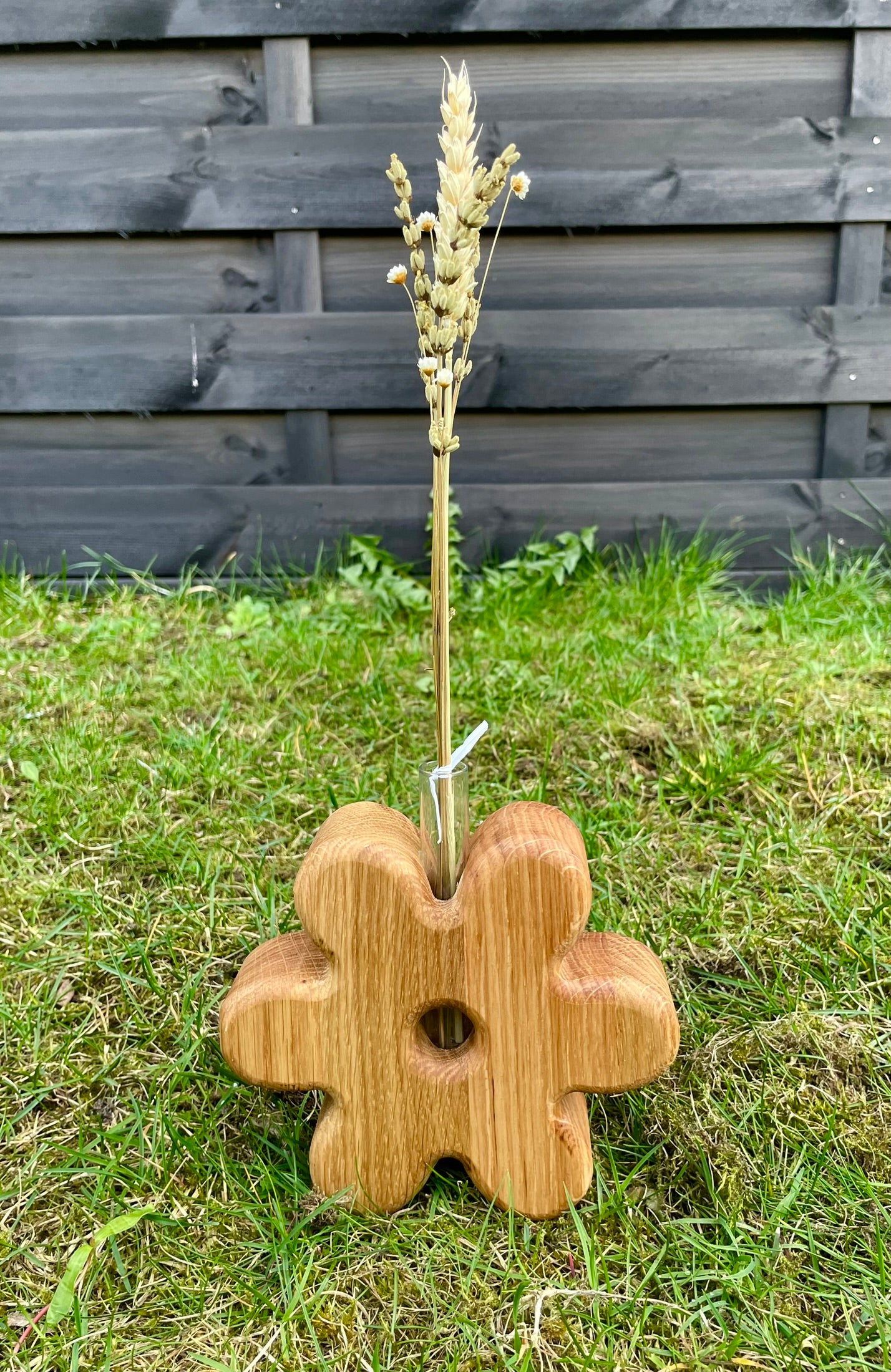Vase "Blüte" aus Eiche