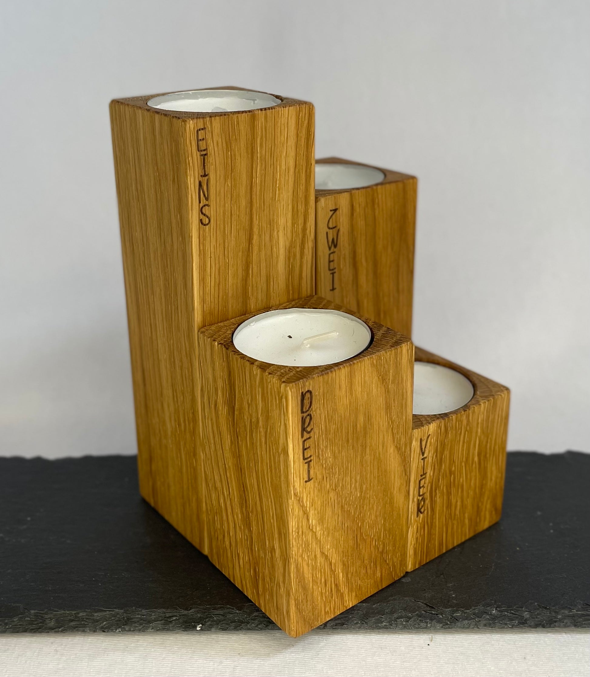 Adventskranz aus Eiche Kanthölzern