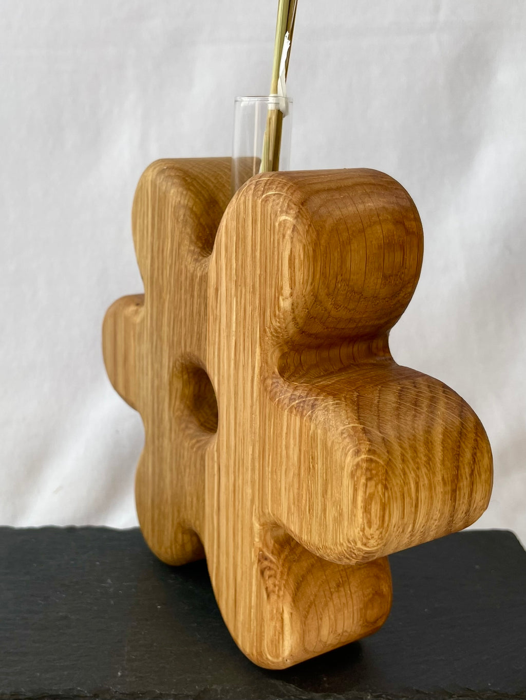 Vase "Blüte" aus Eiche