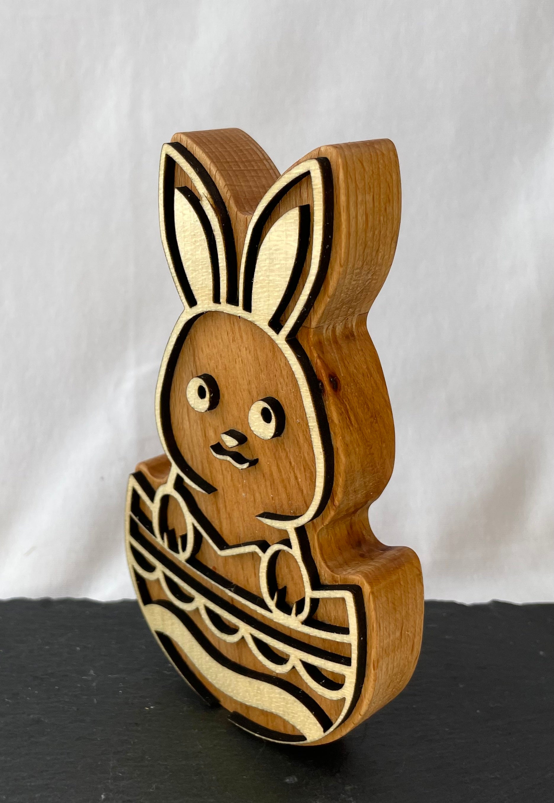 Deko Osterhase in Ei
