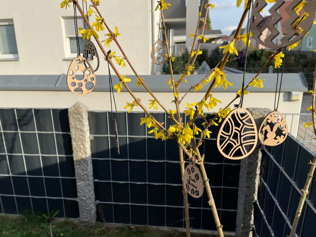 Ostereier Schmuck zum aufhängen aus Holz