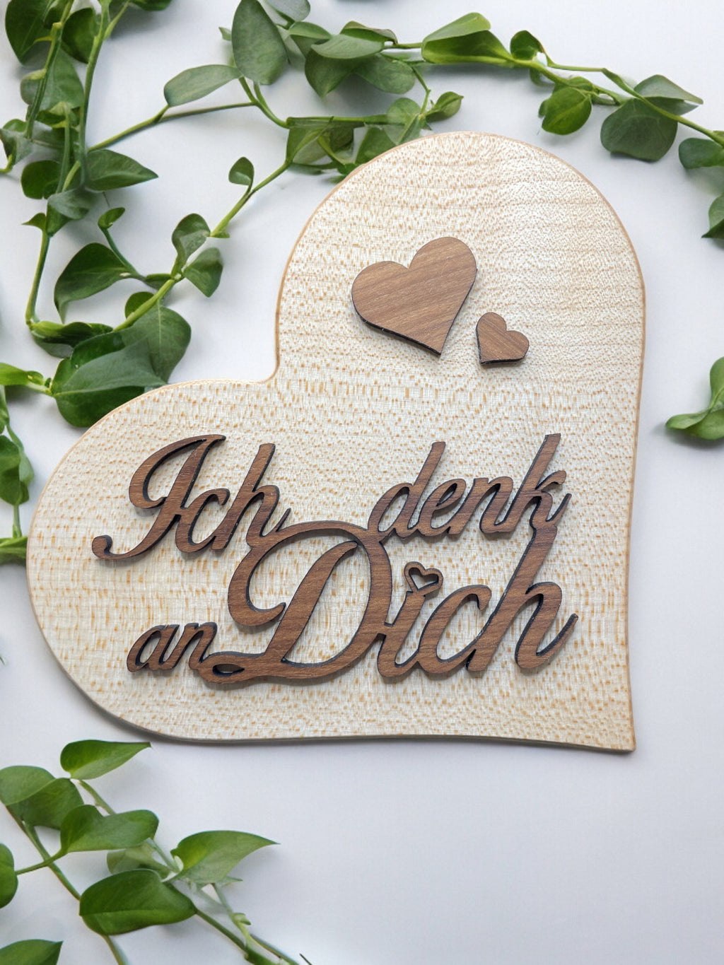 Holzherz mit 3D Schriftzug